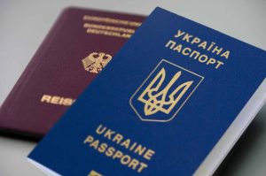 Як українцям отримати громадянство Німеччини: актуальні правила, особливості та важливі зміни