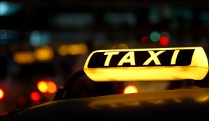 Таксі в Німеччині - особливості функціонування, правила та нюанси для пасажирів