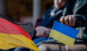 Спосіб піти від тимчасового захисту українцям у Німеччині на параграф §25, подробиці по темі