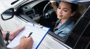 З 2026 року - щорічний TÜV для старих авто в Німеччині, що стоїть за новим правилом і чого чекати автомобілістам