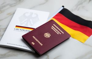 Чи може надати громадянство Німеччина після перебування за §24?